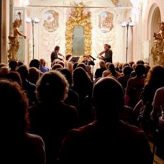 Albissola Marina, folklore e barocco si uniscono nel “Voxonus Duo e percussioni”