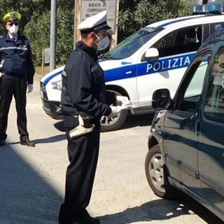 Vado, 98 persone controllate dalla polizia locale, 4 le sanzioni