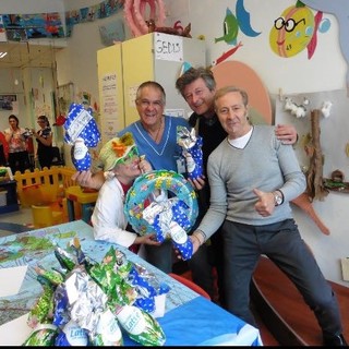 Nella foto Ciccone e altri soci del direttivo AICS insieme al primario dottor Cohen