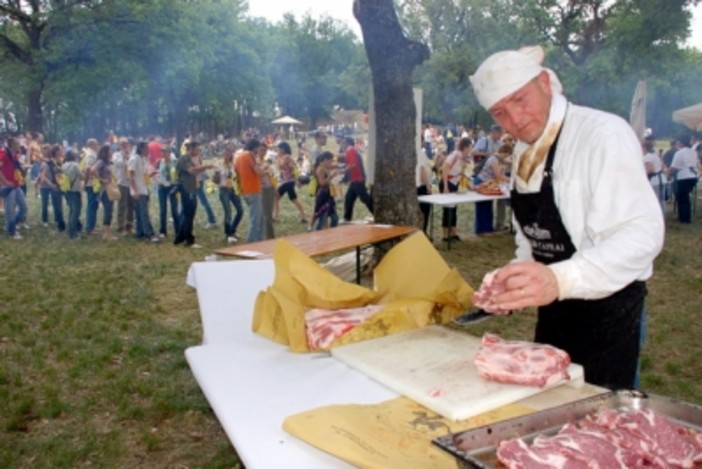 Sabato torna la "Mangialonga" nei boschi savonesi