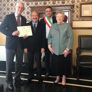 Alassio premia Alan e Gayle Fridkin, da Boston turisti fedeli da trent'anni (FOTO)