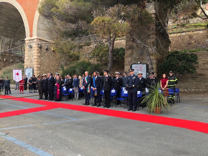 immagine di repertorio: l'inaugurazione del Largo Fiamme Gialle ad Alassio immagine di repertorio: l'inaugurazione del Largo Fiamme Gialle ad Alassio