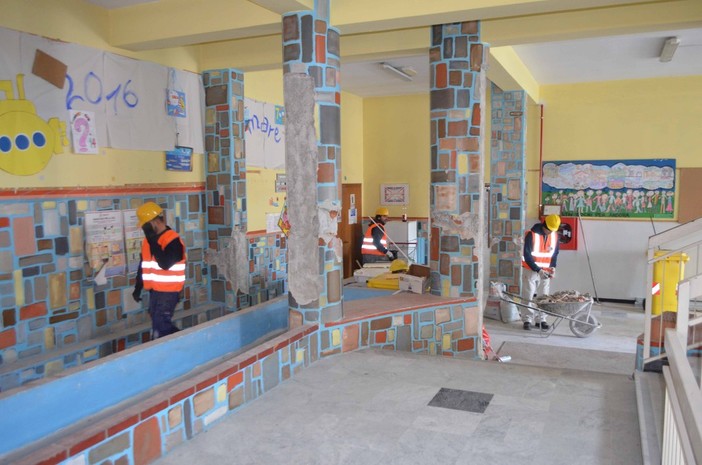 Andora, al via i lavori di consolidamento statico della scuola primaria "Silvio Novaro” (FOTO) Andora, al via i lavori di consolidamento statico della scuola primaria "Silvio Novaro” (FOTO)