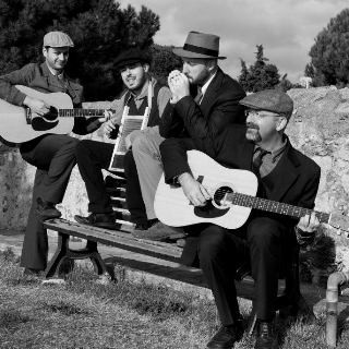 La band Pulin &amp; The Little Mice