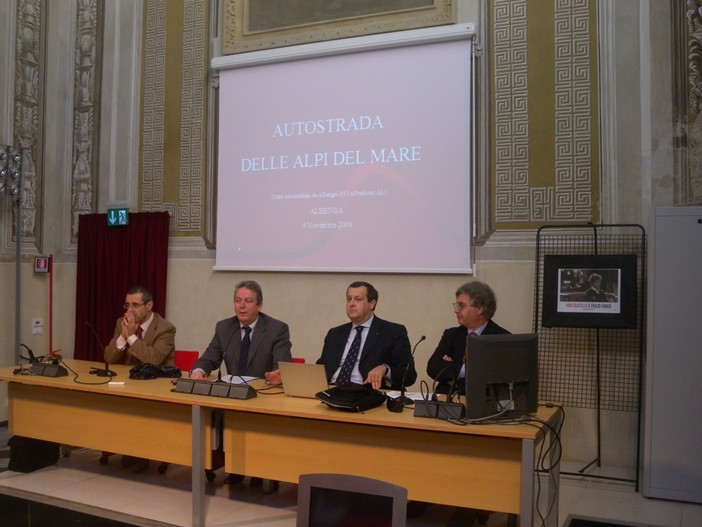 "Albengavoltapagina", al via al San Carlo "Albengavoltapagina", al via al San Carlo