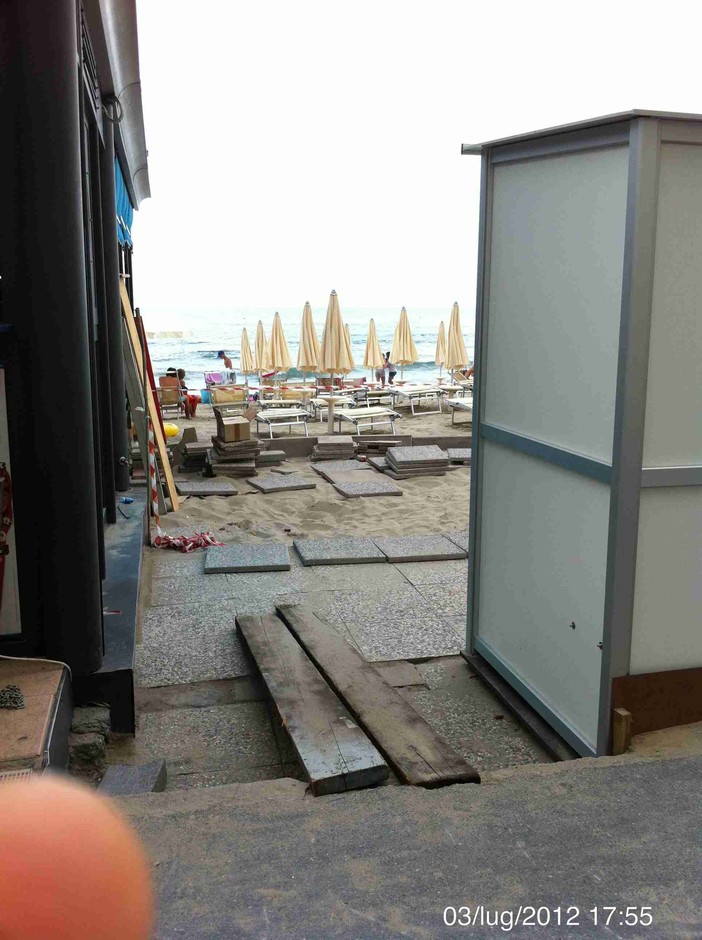 Melgrati e Lucchini presentano esposto sugli Stabilimenti Balneari Comunali di Alassio: "Manca sicurezza" Melgrati e Lucchini presentano esposto sugli Stabilimenti Balneari Comunali di Alassio: "Manca sicurezza"