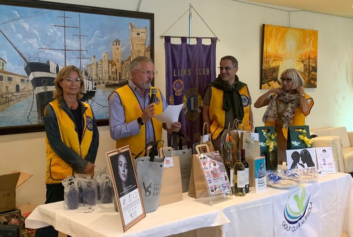 Albisola, un torneo di golf a favore dell'Associazione Autismo "Guardami negli Occhi" Albisola, un torneo di golf a favore dell'Associazione Autismo "Guardami negli Occhi"