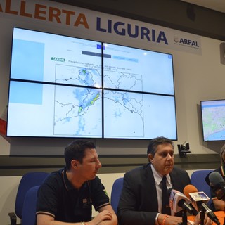 Allerta prolungata in Liguria: "Sarà un pomeriggio lungo"