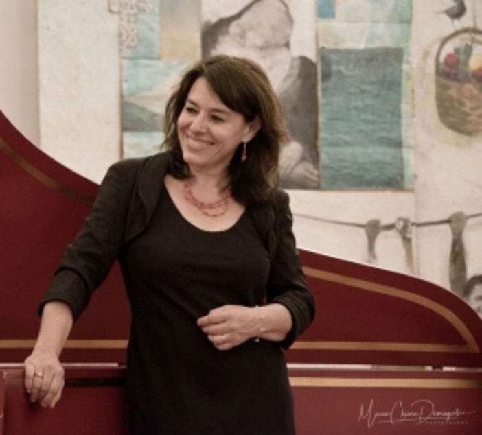 Loano, in piazza Rocca il concerto di “Ambrosiana Trio”