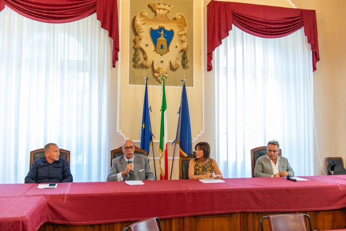 Alassio, accordo con Das&Towers per l'ampliamento del segnale telefonico Alassio, accordo con Das&Towers per l'ampliamento del segnale telefonico