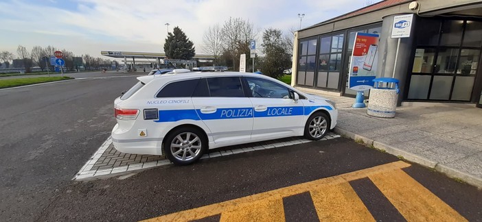 Un'auto per l'unità cinofila delle Polizie Locali "Riviera di Ponente"