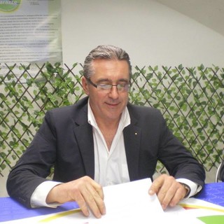 Varazze, fa discutere la partecipazione del sindaco Bozzano alla convention di Toti, Busso (Vola Varazze): "Il Pd locale ha sostenuto un candidato del centrodestra" Varazze, fa discutere la partecipazione del sindaco Bozzano alla convention di Toti, Busso (Vola Varazze): "Il Pd locale ha sostenuto un candidato del centrodestra"