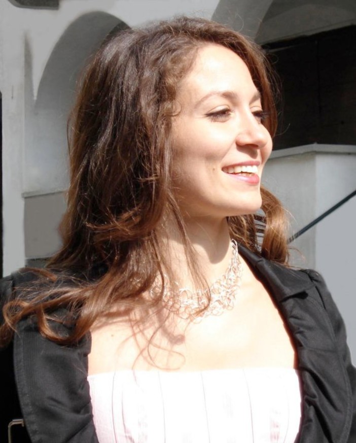 “Ave Verum”, concerto per soprano e chitarra tra musica sacra e grandi classici “Ave Verum”, concerto per soprano e chitarra tra musica sacra e grandi classici