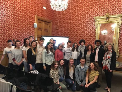 Savona, un’app per i croceristi creata grazie al progetto di Alternanza Scuola/lavoro (VIDEO) Savona, un’app per i croceristi creata grazie al progetto di Alternanza Scuola/lavoro (VIDEO)