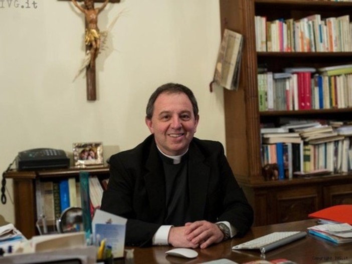 Inchiesta sui finanziamenti alla coop "Il Cammino". Archiviata la posizione del Vescovo Antonino Suetta Inchiesta sui finanziamenti alla coop "Il Cammino". Archiviata la posizione del Vescovo Antonino Suetta