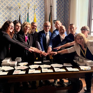 Albenga, un annullo filatelico per “atéfano”: una parola per dare voce al dolore di chi perde un figlio (FOTO)