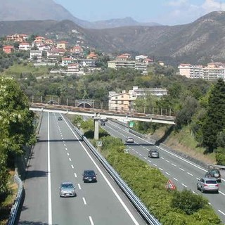 A6, riaprono da domani i viadotti 'Generale Franco Romano' e 'Sabbione' in carreggiata direzione Torino