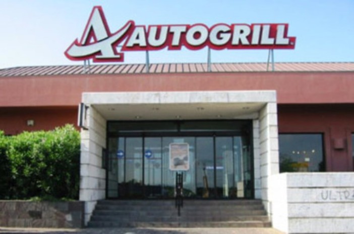 Dal Turchino alla riviera savonese, dimenticano la bambina di 3 anni in autogrill