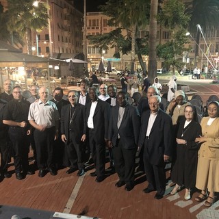 Albenga, il Cardinale Peter Turkson: "Testimoniare il Vangelo sui migranti" (FOTO)