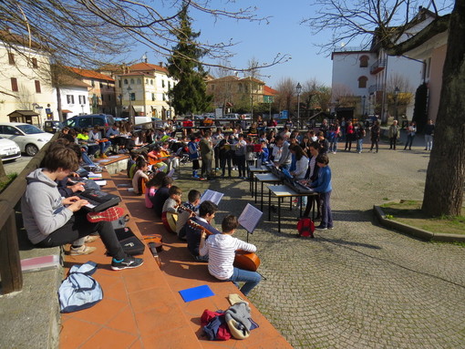 A Mioglia le celebrazioni del 25 aprile con le scuole A Mioglia le celebrazioni del 25 aprile con le scuole
