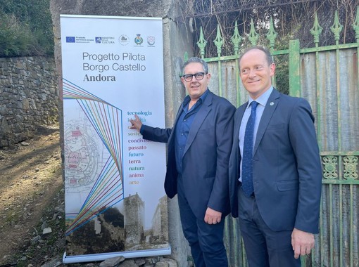 Andora, rinasce Borgo Castello grazie ai fondi del Pnrr: "Non solo recupero dei luoghi, ma anche della vita, dell'economia e delle attività" (FOTO e VIDEO) Andora, rinasce Borgo Castello grazie ai fondi del Pnrr: "Non solo recupero dei luoghi, ma anche della vita, dell'economia e delle attività" (FOTO e VIDEO)