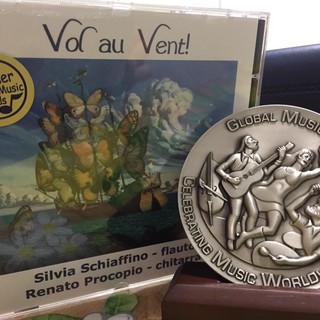 "Vol au vent", album del duo Schiaffino/Procopio, premiato negli USA