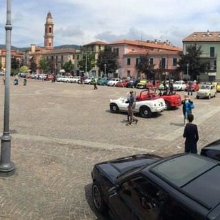 Il fascino delle auto, moto e bici d'epoca sulle strade della Val Bormida (FOTOgallery) Il fascino delle auto, moto e bici d'epoca sulle strade della Val Bormida (FOTOgallery)