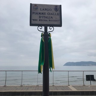 Alassio da oggi ha il suo "Largo Fiamme Gialle", intitolato alla Guardia di Finanza (FOTO e VIDEO)