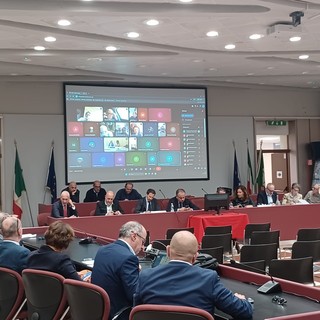 Nasce il nuovo gestore unico dell'acqua nel Savonese: via libera alla fusione in APS Acque Pubbliche Savonesi
