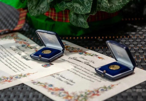 Alassino d'Oro 2025: Il Comune rinnova la tradizione e apre le candidature per l'onorificenza Alassino d'Oro 2025: Il Comune rinnova la tradizione e apre le candidature per l'onorificenza