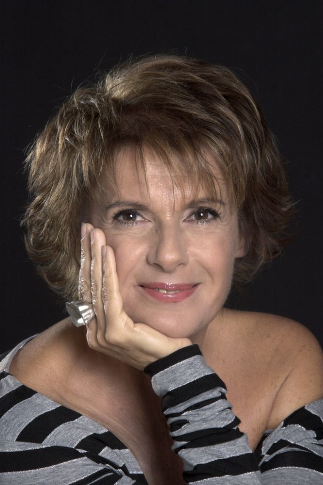 Savona, venerdì incontro alla libreria Ubik con Lella Costa Savona, venerdì incontro alla libreria Ubik con Lella Costa