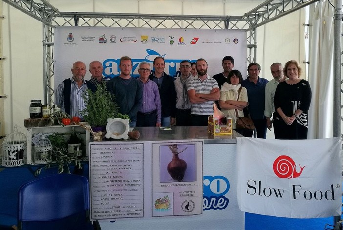 Presentato ad Andora "Azzurro Pesce d'autore": la proiezione il 2 giugno all'Expò di Milano