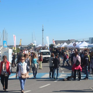 Il Flag Gac savonese  partecipa ad “Azzurro, pesce d’autore 2019”: