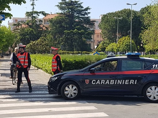 Albenga: continua frenetica l’attività di controllo del territorio svolta dai militari dell’arma all’ombra delle Torri Albenga: continua frenetica l’attività di controllo del territorio svolta dai militari dell’arma all’ombra delle Torri