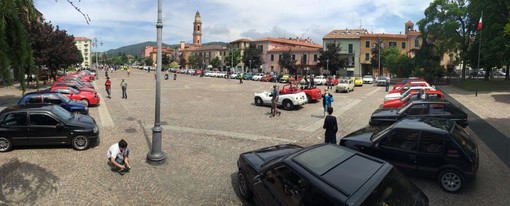 Il fascino delle auto, moto e bici d'epoca sulle strade della Val Bormida (FOTOgallery) Il fascino delle auto, moto e bici d'epoca sulle strade della Val Bormida (FOTOgallery)