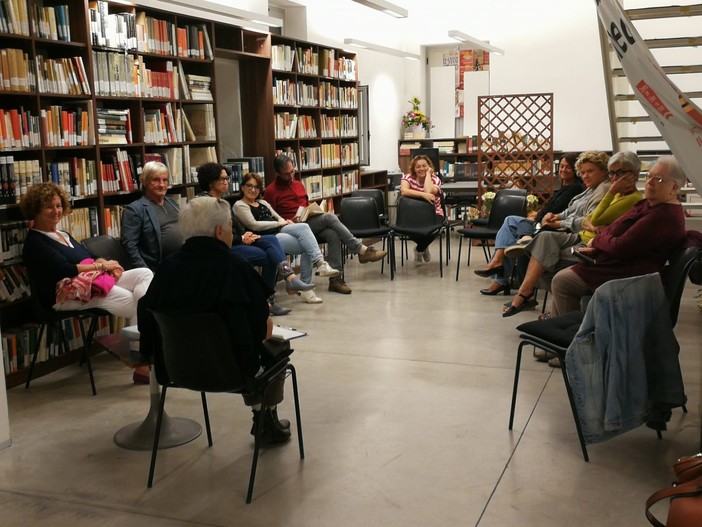 Loano, in biblioteca nuovo incontro del "Club del Libro" Loano, in biblioteca nuovo incontro del "Club del Libro"