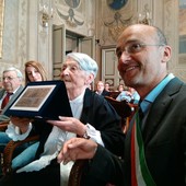 La professoressa Gabriella Fracchia nel 2018 alla consegna del premio "Una Vita per Finale"