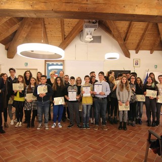 Seconda edizione della "Giornata dello Studente" premi in denaro per gli studenti meritevoli di andora