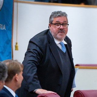 Frase di Vaccarezza su Pertini, il consigliere regionale si scusa: "Non mi rende onore. Rivendico però il diritto alle mie opinioni"