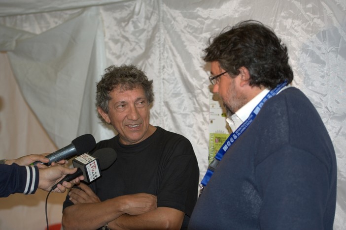 Albenga: Eugenio Bennato chiude "Fabbriche in Concerto" Albenga: Eugenio Bennato chiude "Fabbriche in Concerto"