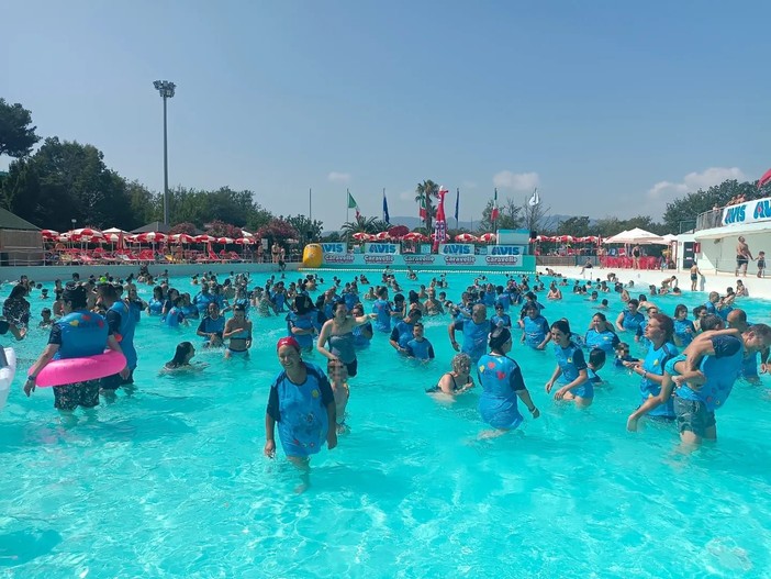 "Tuffati a donare", il 700 alle "Caravelle" di Ceriale per l'evento promosso dall'Avis Liguria "Tuffati a donare", il 700 alle "Caravelle" di Ceriale per l'evento promosso dall'Avis Liguria