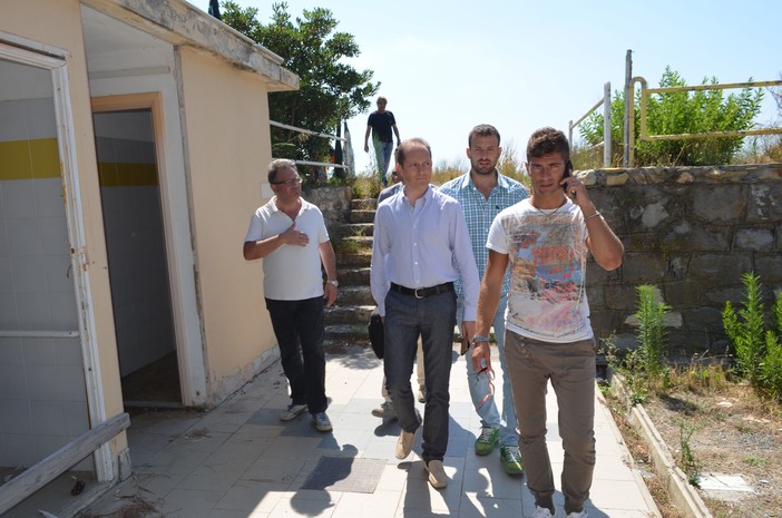 Andora, Demichelis:" Ariston pericoloso e fatiscente. E' necessario intervenire"