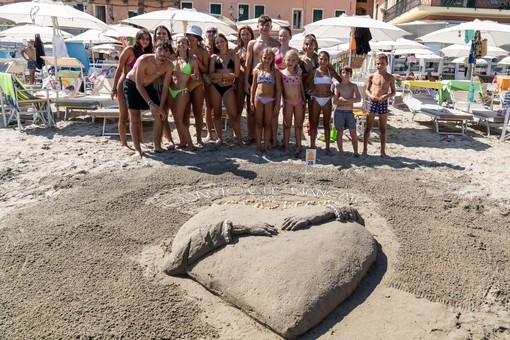 &quot;Save the World!&quot;: i castelli di sabbia di Alassio (FOTO)