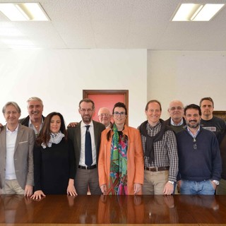 Firmato protocollo d’intesa fra i 12 comuni del Golfo Andorese e Dianese, insieme per la raccolta rifiuti