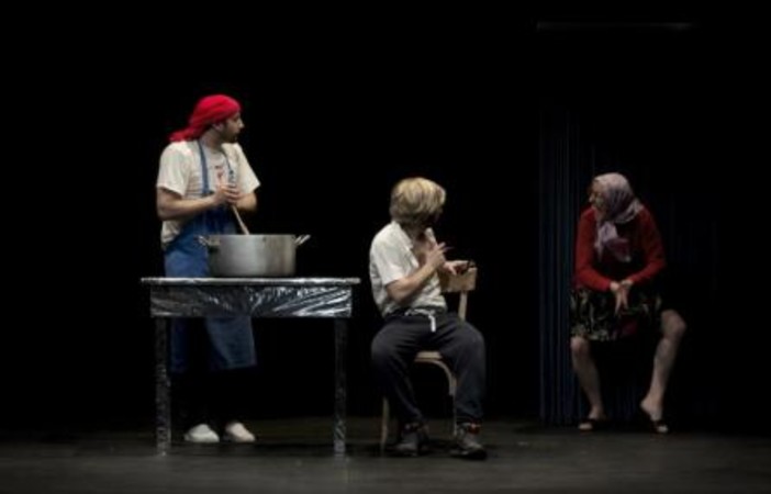 Un'opera di Brecht va in scena al Teatro delle Udienze di Finalborgo Un'opera di Brecht va in scena al Teatro delle Udienze di Finalborgo