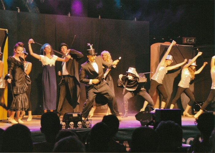 Alassio: due musical per il debutto dei ragazzi del Drama Club