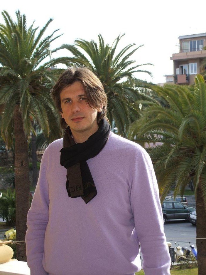 Borghetto, via le bancarelle dal lungomare, minoranza all'attacco:"Giunta Gandolfo sempre più confusa" Borghetto, via le bancarelle dal lungomare, minoranza all'attacco:"Giunta Gandolfo sempre più confusa"