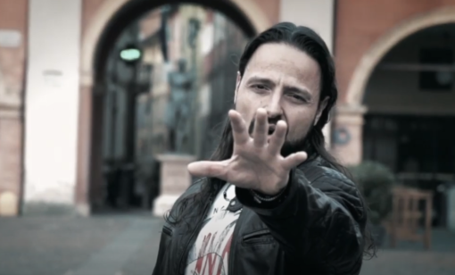 Oggi pomeriggio il cantautore Alberto Bertoli in collegamento con Radio Onda Ligure 101 Oggi pomeriggio il cantautore Alberto Bertoli in collegamento con Radio Onda Ligure 101