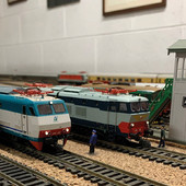 Plastici e diorami ferroviari in mostra con l’associazione Modellismo Albenga, il ricavato devoluto in beneficenza