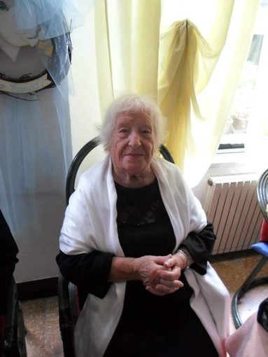 Si è spenta a 104 anni Assunta Prandi Finatti, la "nonnina di Pietra Ligure" Si è spenta a 104 anni Assunta Prandi Finatti, la "nonnina di Pietra Ligure"